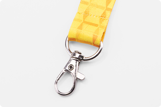 Tour de cou personnalisé jaune Classic avec impression du logo d'entreprise, équipé d'un mousqueton en métal. 