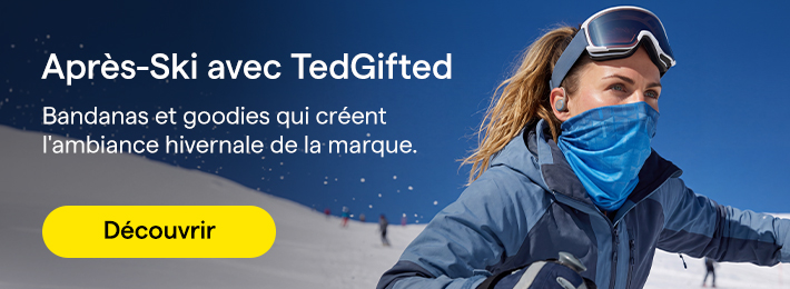 Bannière montrant une femme sur les pistes de ski portant un tour de cou personnalisé pour événements après-ski.