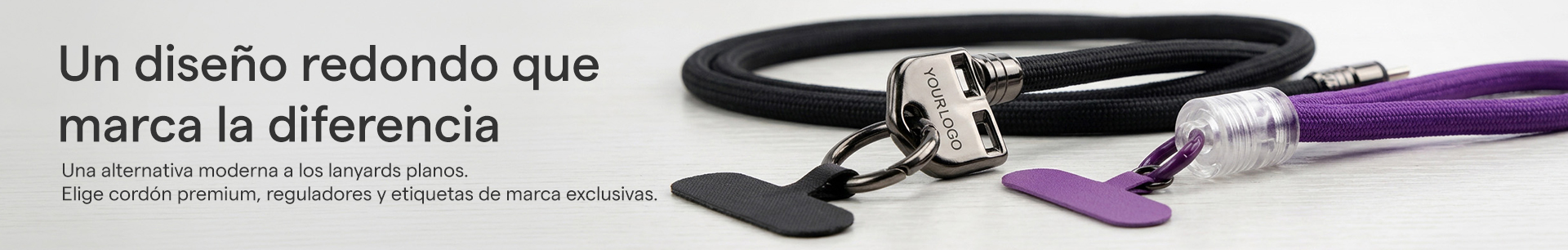 Lanyard redonda de cordón ajustable con tope metálico con logo y adaptador para teléfono móvil[cite: 7, 8].